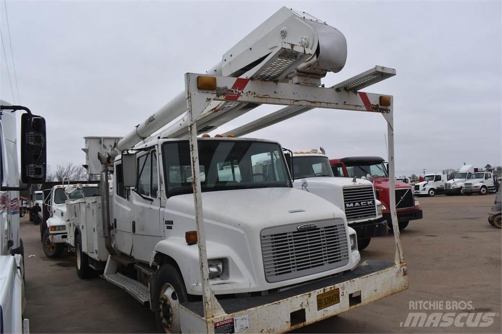 Altec AA755L Knuckleboom cranes