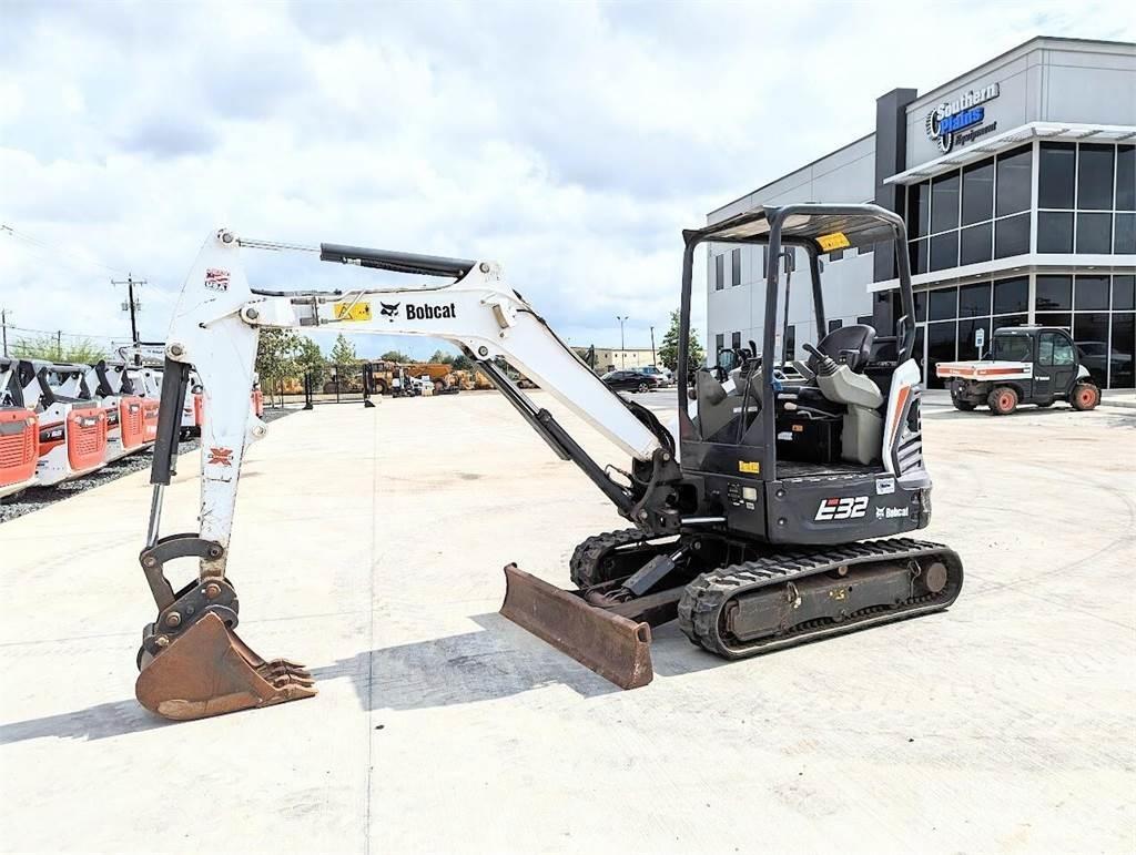 Bobcat E32I Mini Excavators <7t (Mini Diggers)