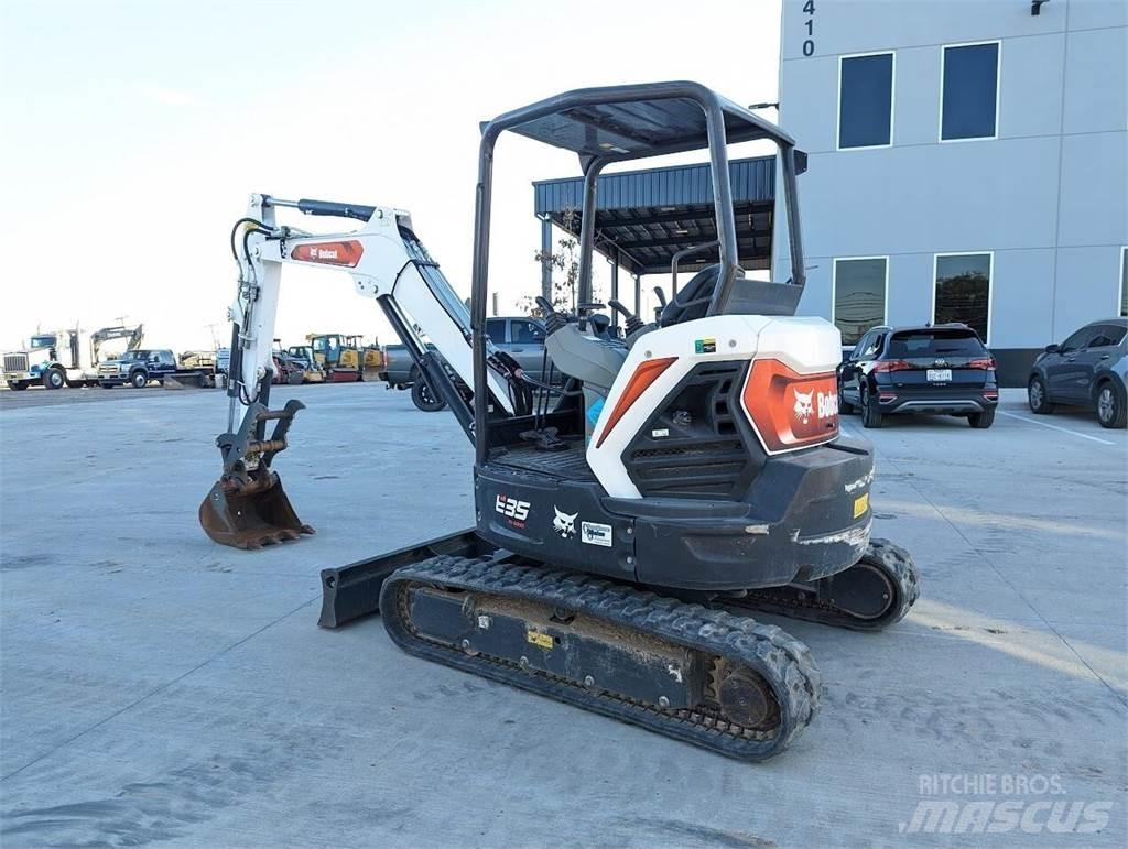 Bobcat E35R2 Mini Excavators <7t (Mini Diggers)