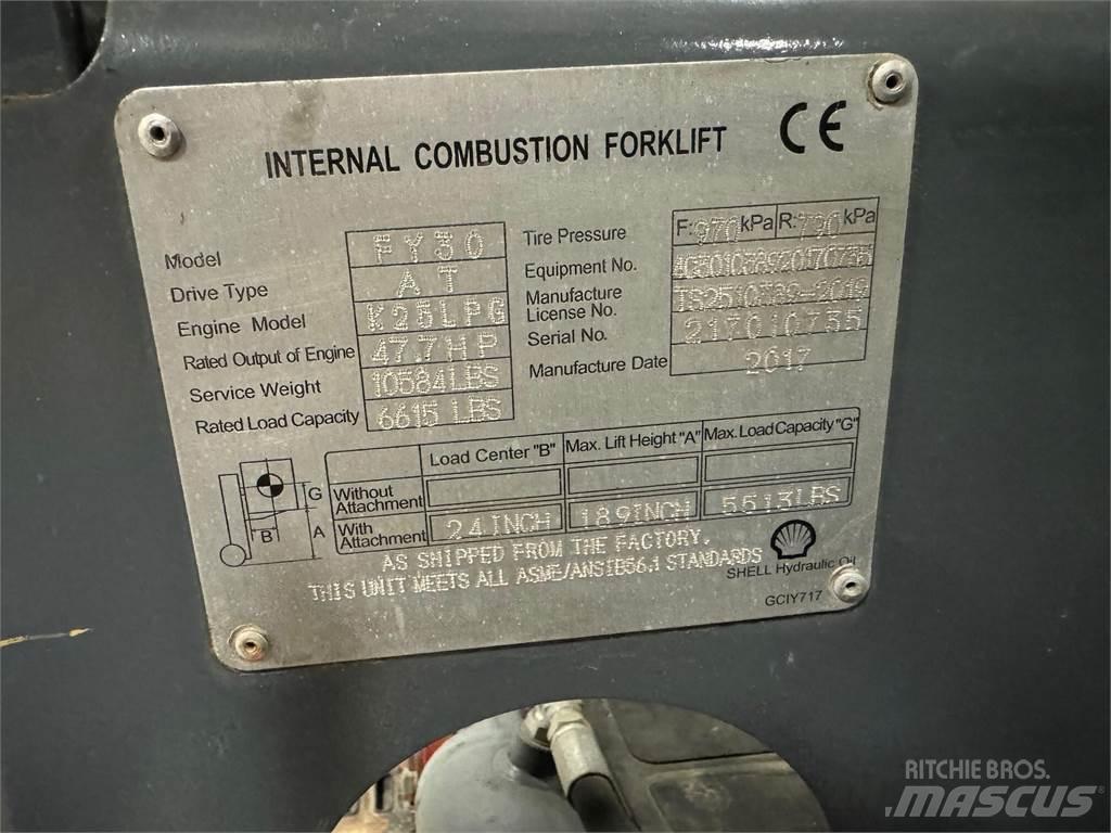 Boss FY30 Misc Forklifts