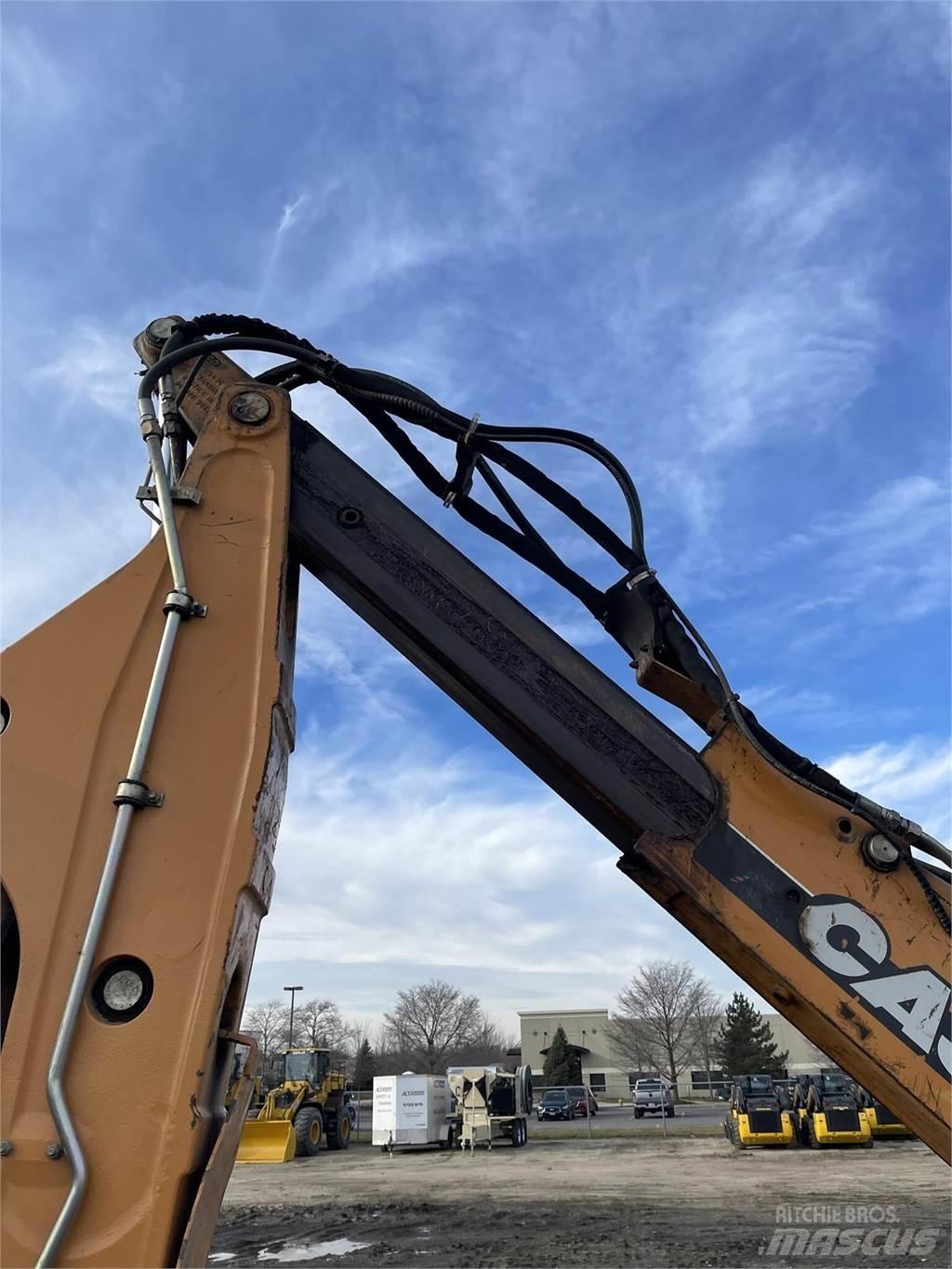 CASE 590SM II Backhoe Loaders