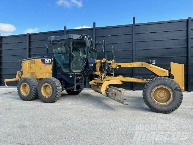 CAT 120 Motor Graders