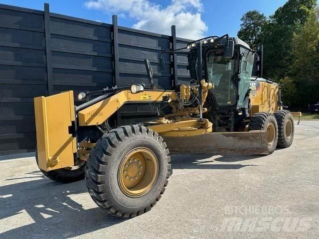 CAT 120 Motor Graders
