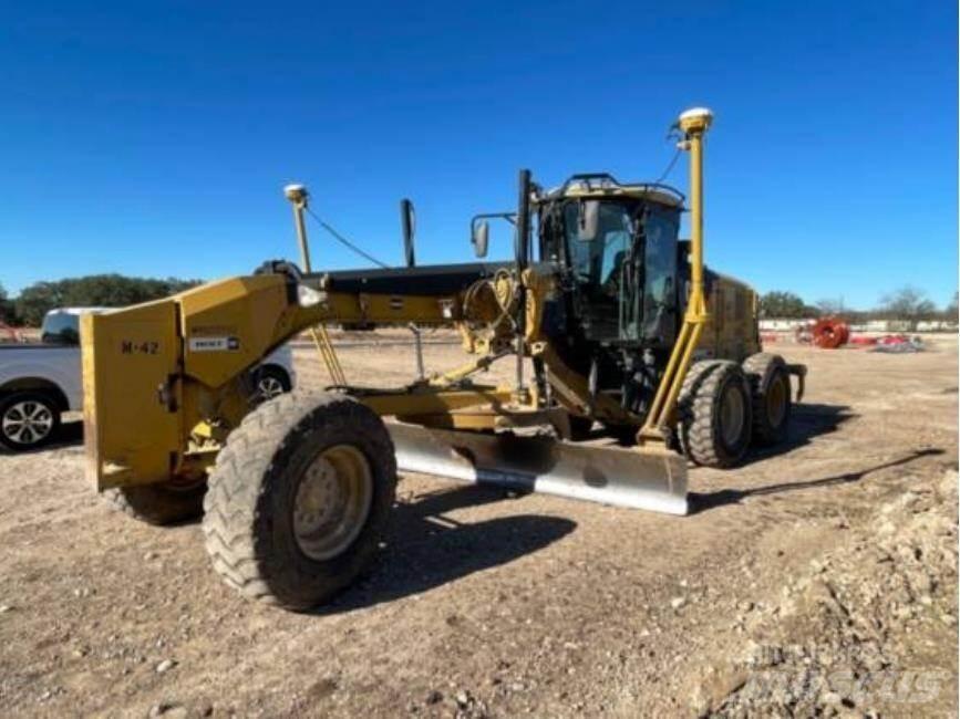 CAT 140M2 Motor Graders