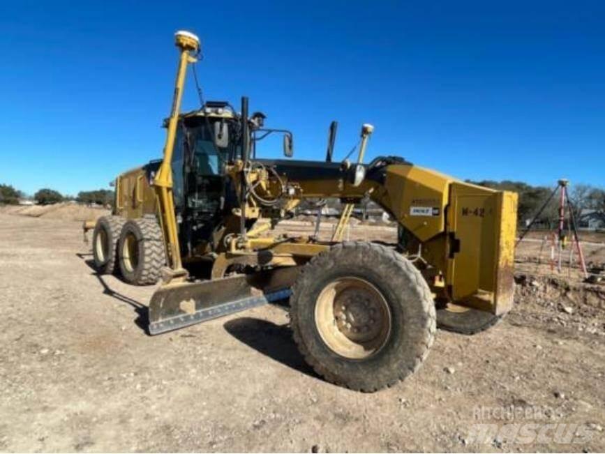 CAT 140M2 Motor Graders