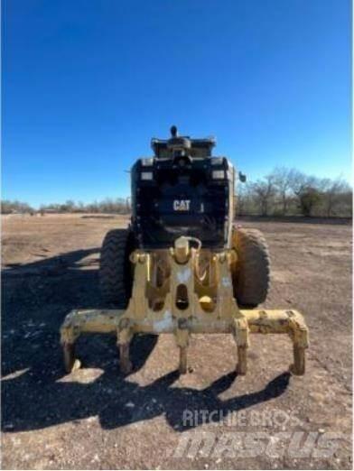 CAT 140M2 Motor Graders