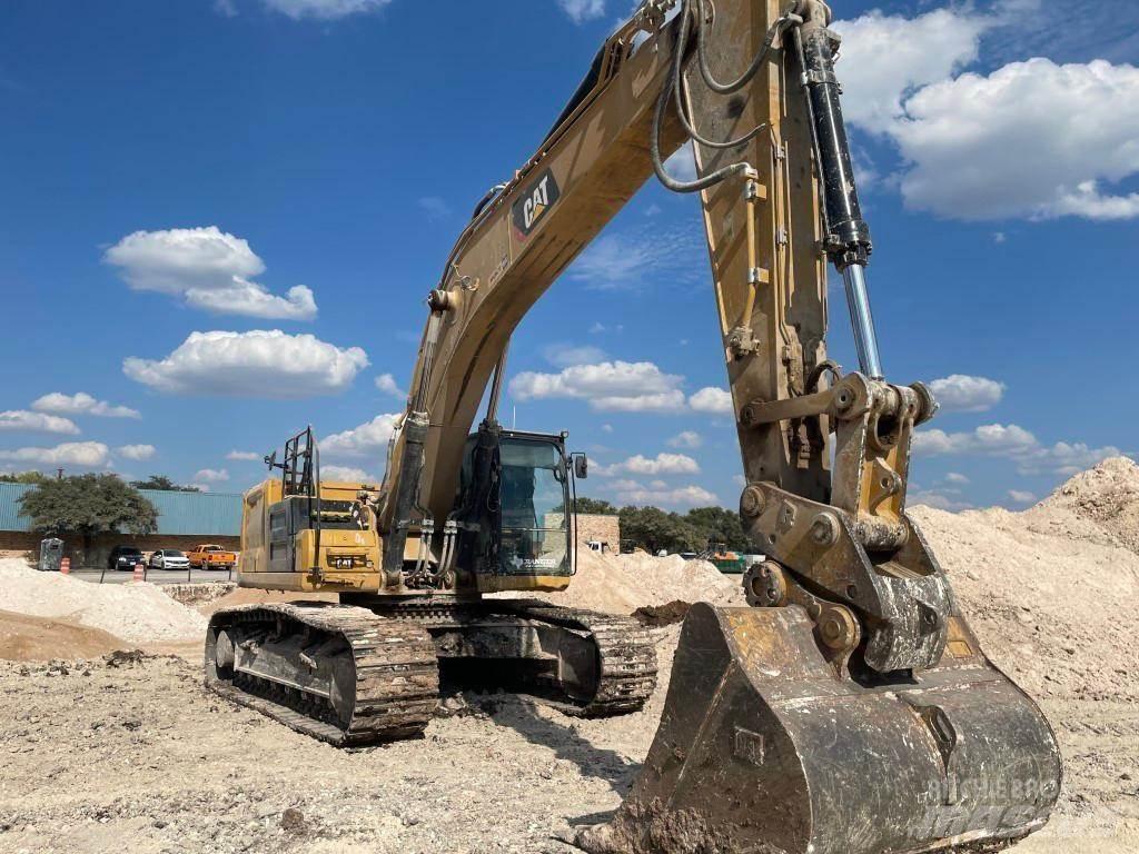 CAT 336 Crawler Excavators