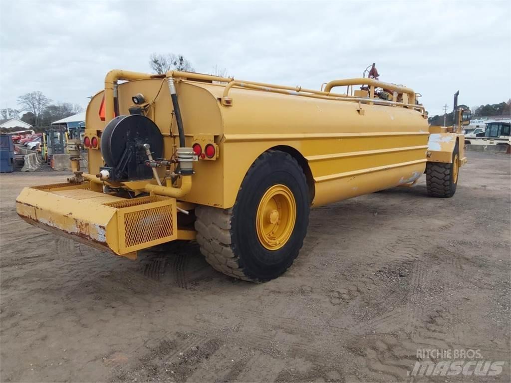 CAT 613C Tank Trailers