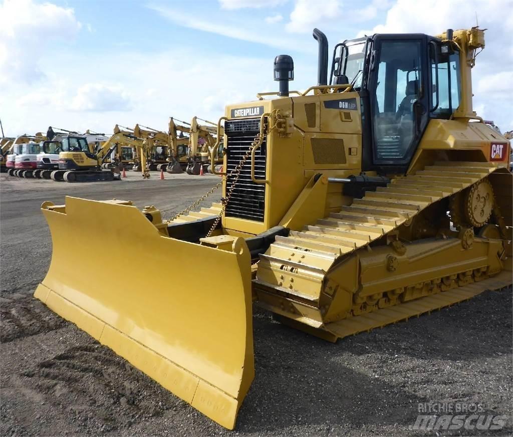 CAT D6N LGP Crawler dozers