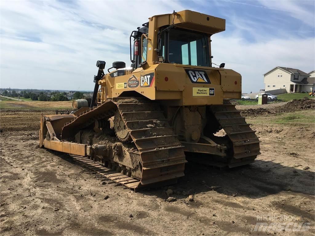 CAT D6T LGP Crawler dozers