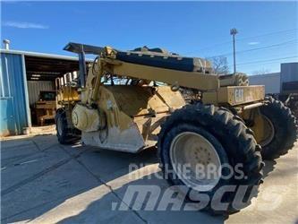 CAT RM-300 Asphalt Recycling Equipment