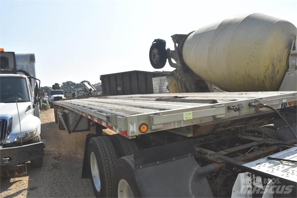  CHAPARRAL Flatbed Trailers
