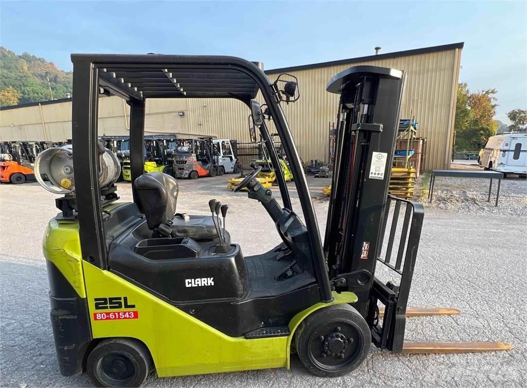 Clark S25CL Misc Forklifts