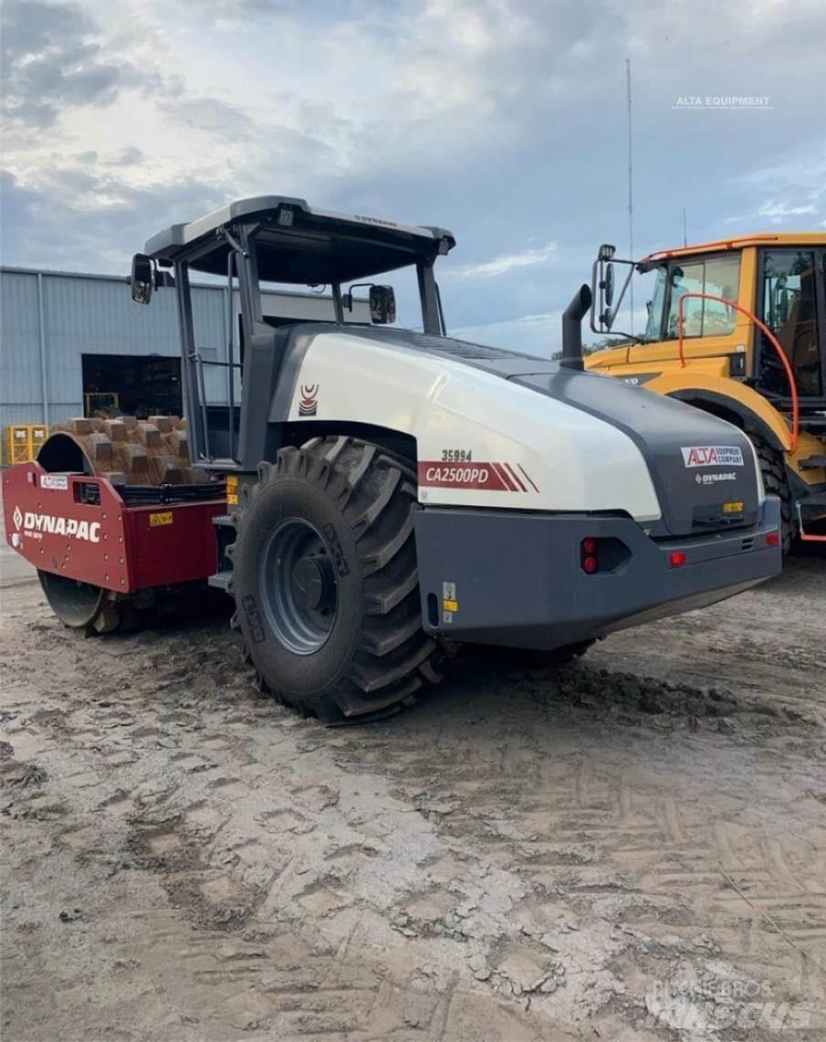 Dynapac CA2500PD Landfill compactors