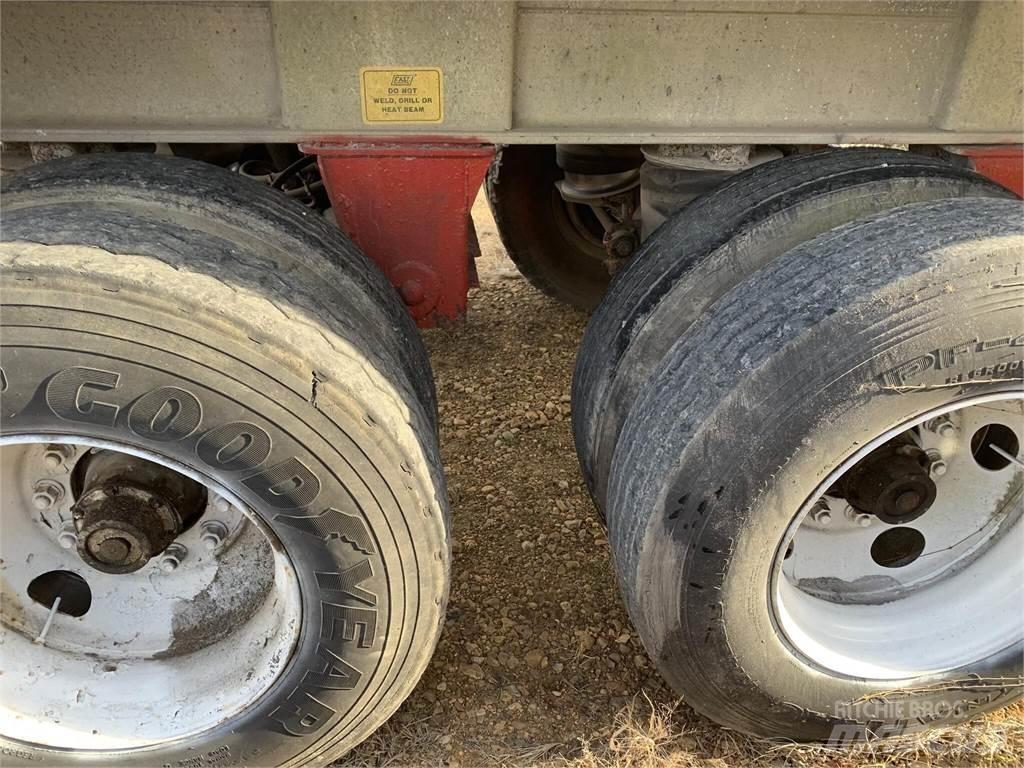 East Mfg  Dump Trailers