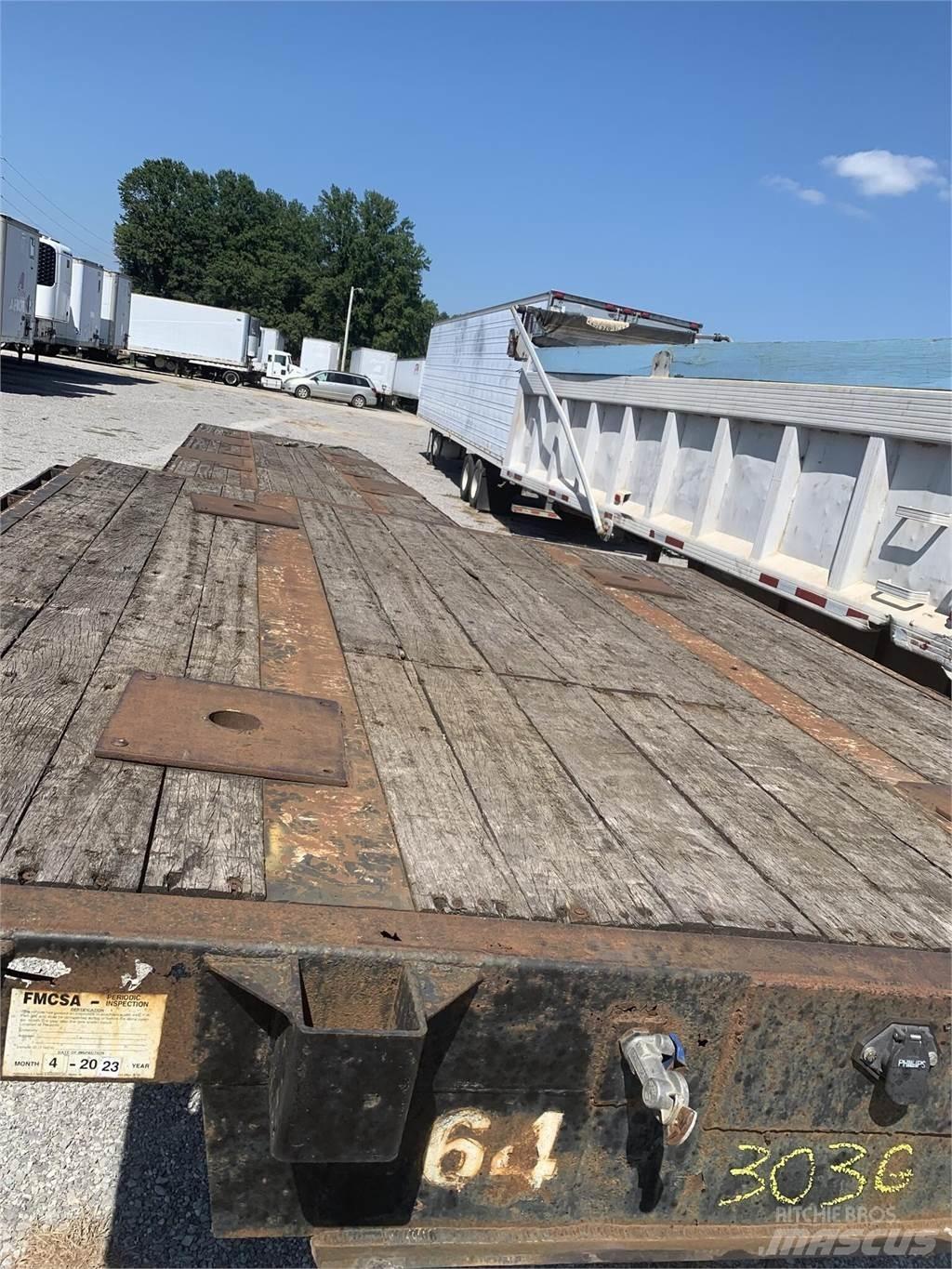 Fontaine  Lowboy trailer