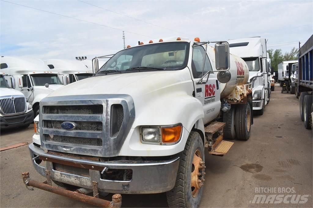 Ford F750 Tank Trucks