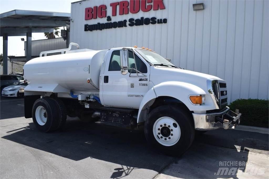 Ford F750 Tank Trucks