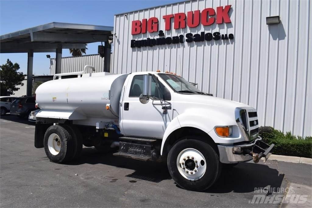 Ford F750 Tank Trucks