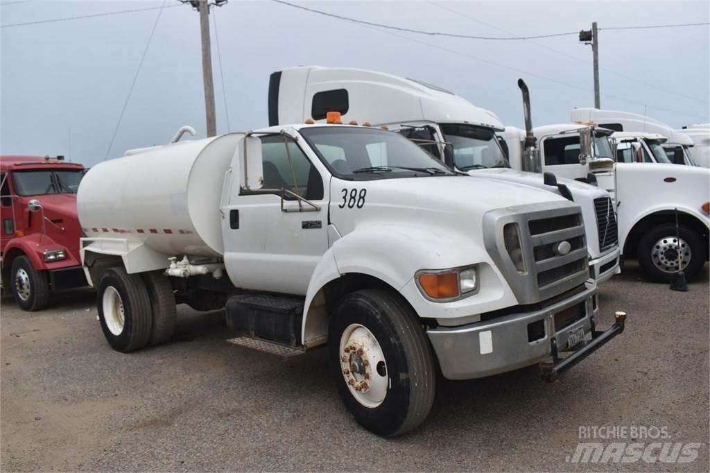 Ford F750 Tank Trucks