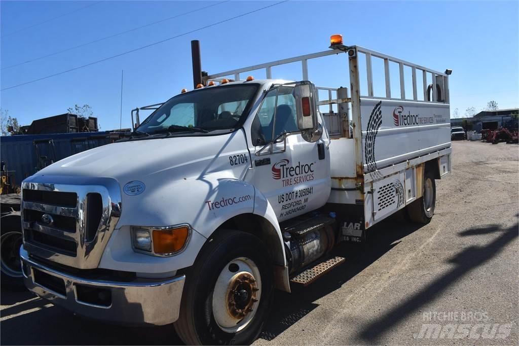 Ford F750 Work Trucks / Municipal