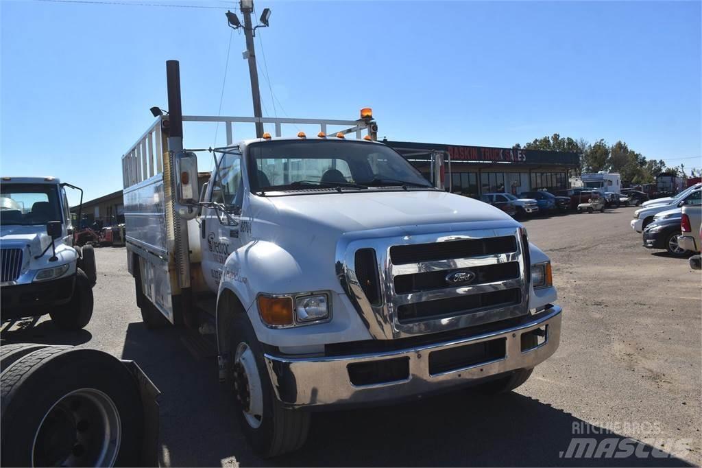 Ford F750 Work Trucks / Municipal