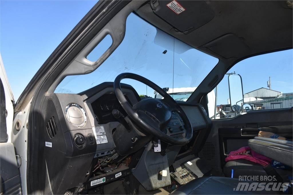 Ford F750 Work Trucks / Municipal