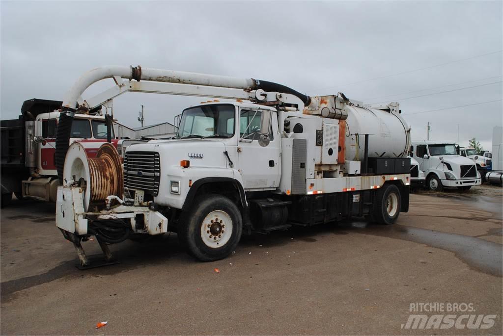 Ford L8000 Tank Trucks