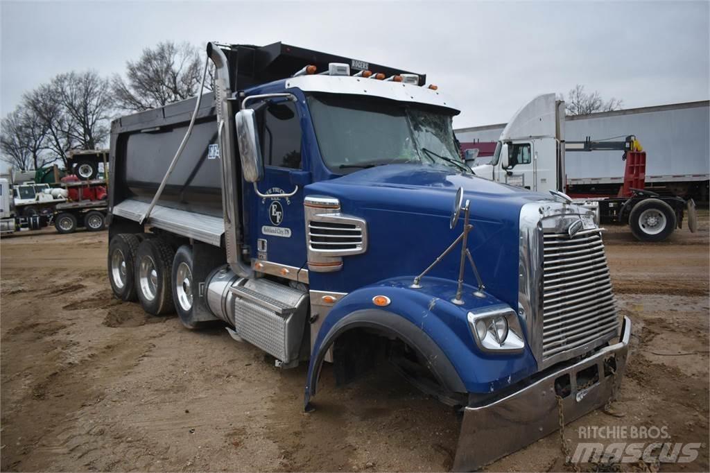 Freightliner 122SD Dump Trucks