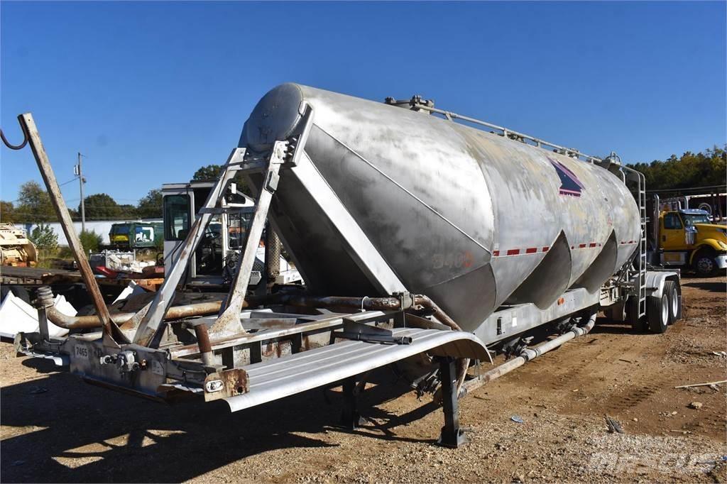 Fruehauf  Tank Trailers