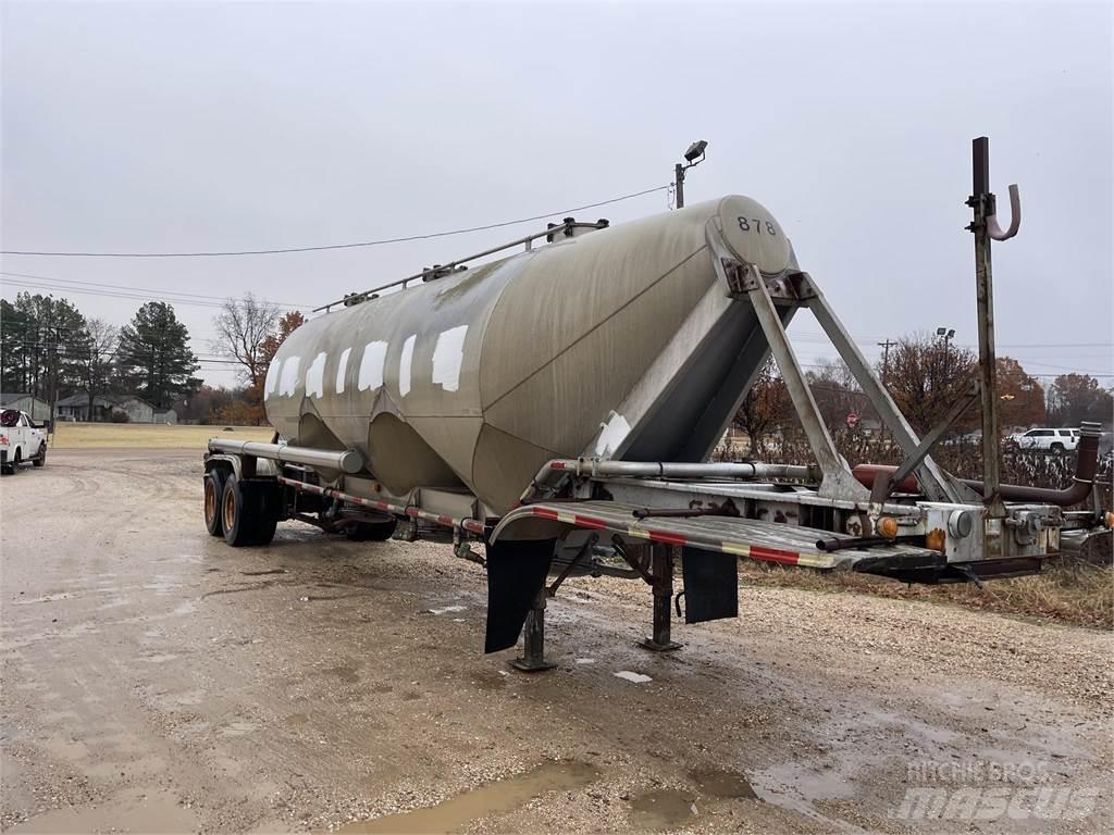 Fruehauf  Tank Trailers