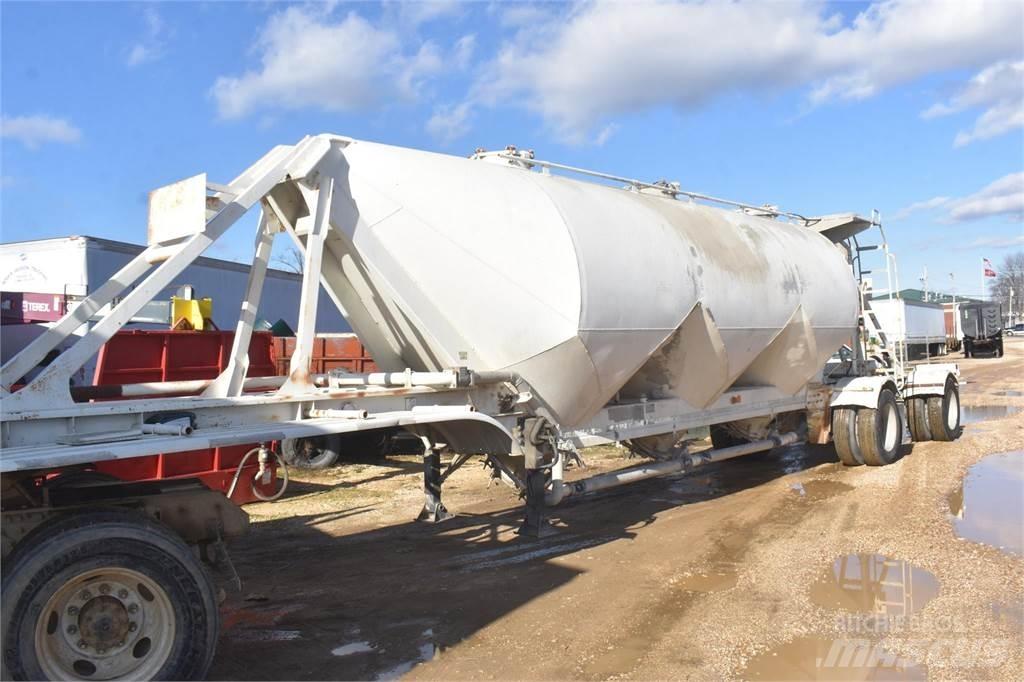 Fruehauf  Tank Trailers