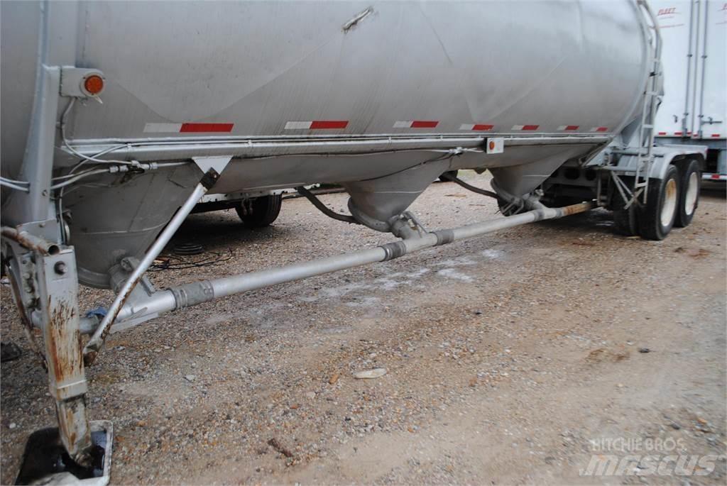 Fruehauf  Tank Trailers