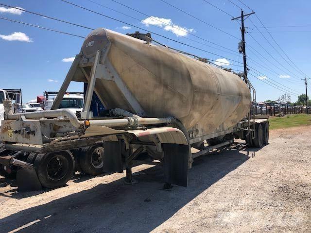Fruehauf  Tank Trailers