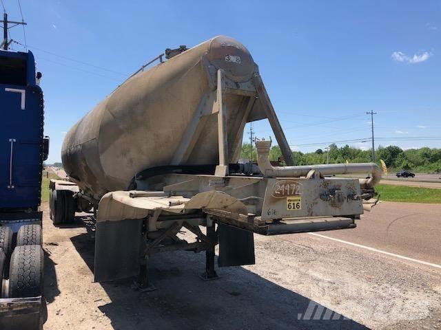 Fruehauf  Tank Trailers