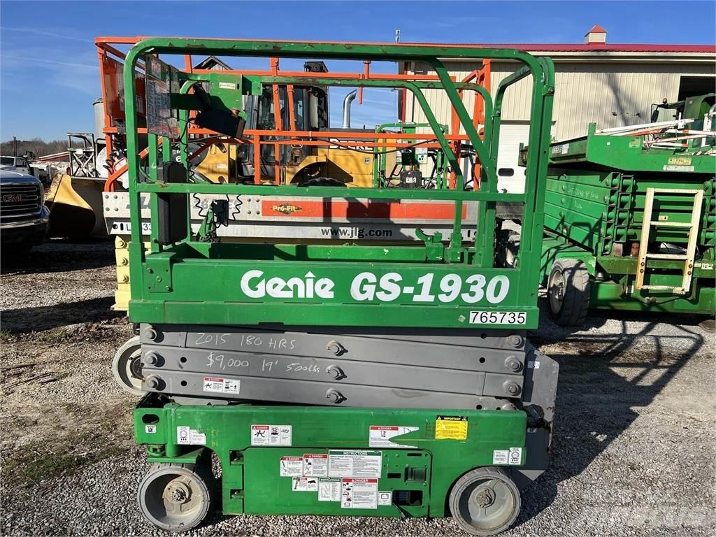 Genie GS1930 Scissor Lifts