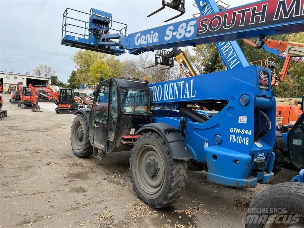 Genie GTH844 Telescopic Handlers