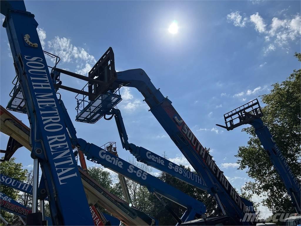 Genie GTH844 Telescopic Handlers