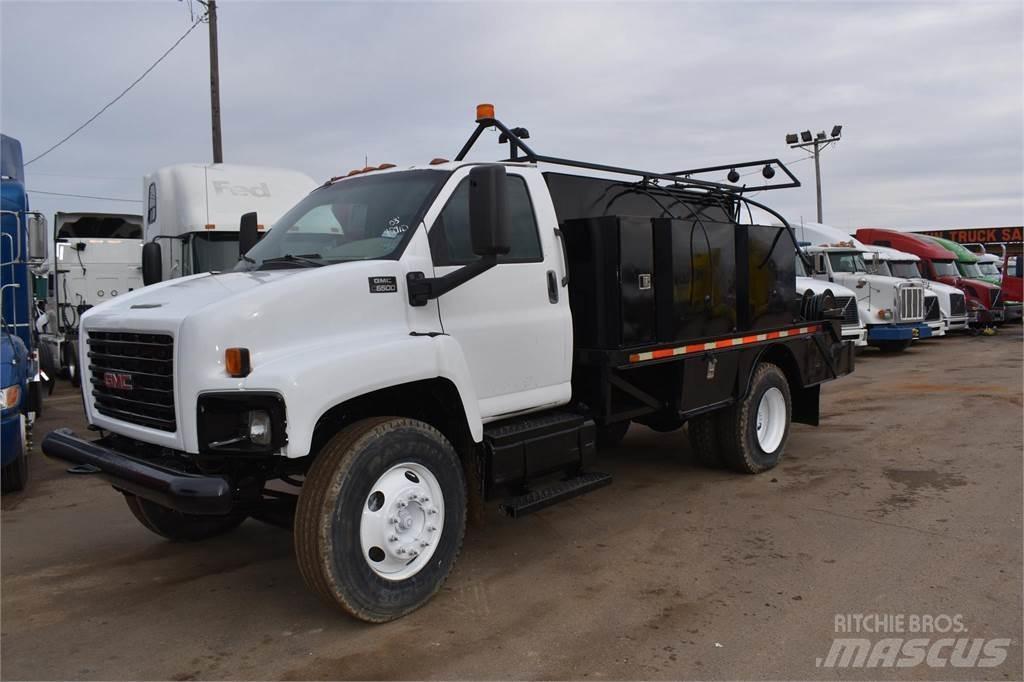 GMC TOPKICK C6500 Tank Trucks
