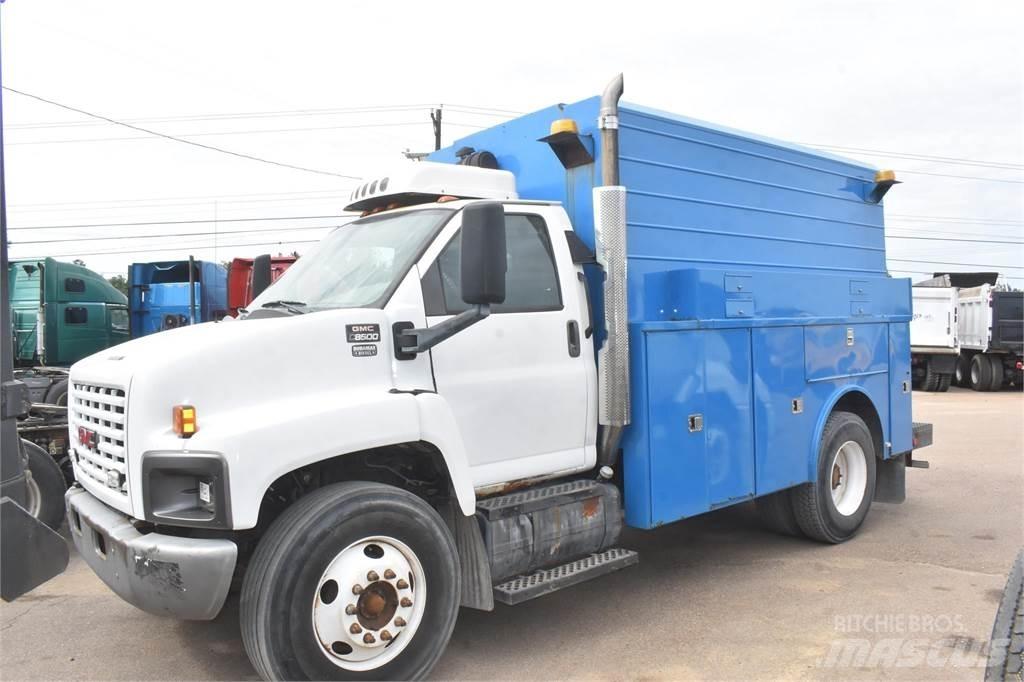 GMC TOPKICK C7500 Work Trucks / Municipal