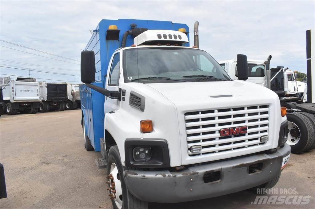 GMC TOPKICK C7500 Work Trucks / Municipal