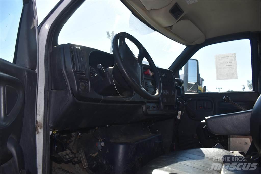 GMC TOPKICK C7500 Dump Trucks