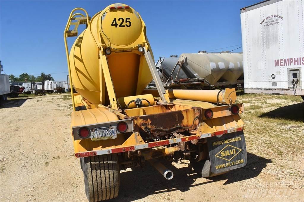 Heil  Tank Trailers