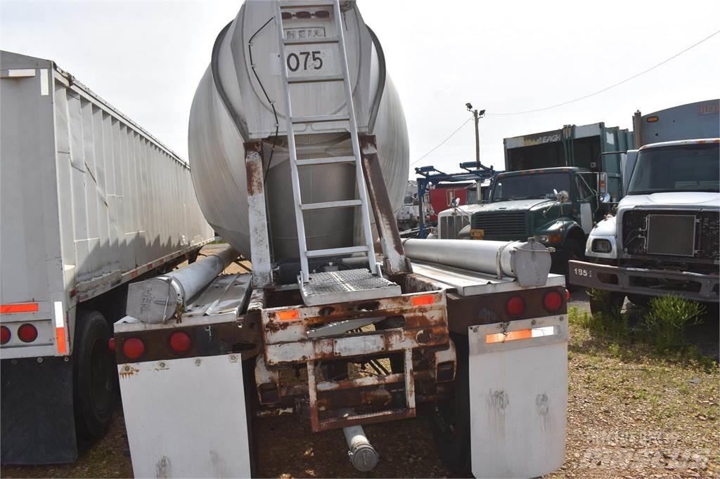 Heil  Tank Trailers