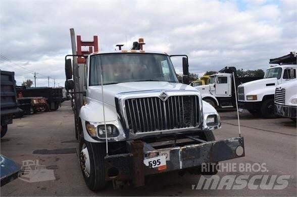 IMT 3820 Boom / Crane / Bucket Trucks
