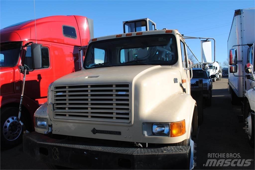 International 4700 Boom / Crane / Bucket Trucks