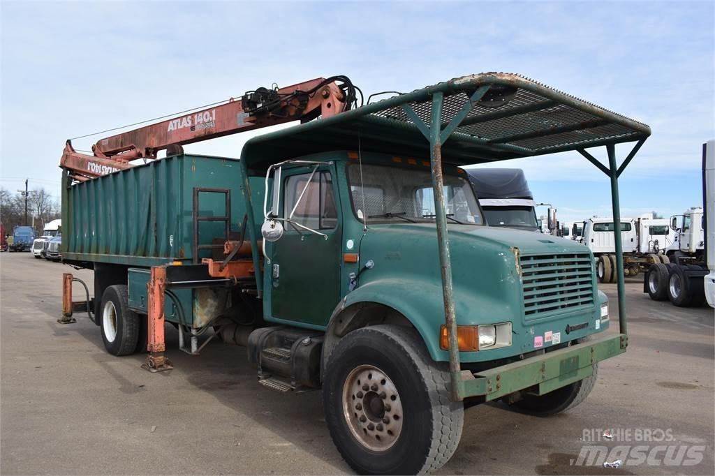 International 4700 Boom / Crane / Bucket Trucks