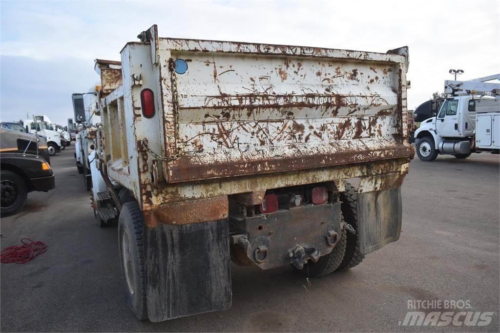 International 4700 Dump Trucks