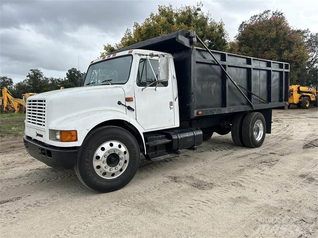 International 4700 Dump Trucks