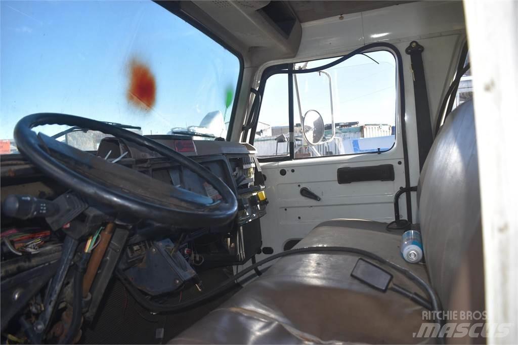 International 4700 Dump Trucks